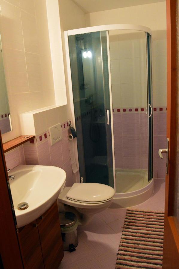Apartman G4 V Tatranskej Strbe - Apartmanovy Dom Golem Tatranska Strba Ngoại thất bức ảnh